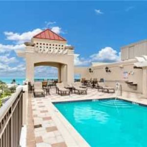 Reggie Saylor Real Estate Fountains on Ocean Boulevard
