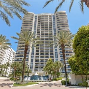 Reggie Saylor Real Estate L'Ambiance Condo